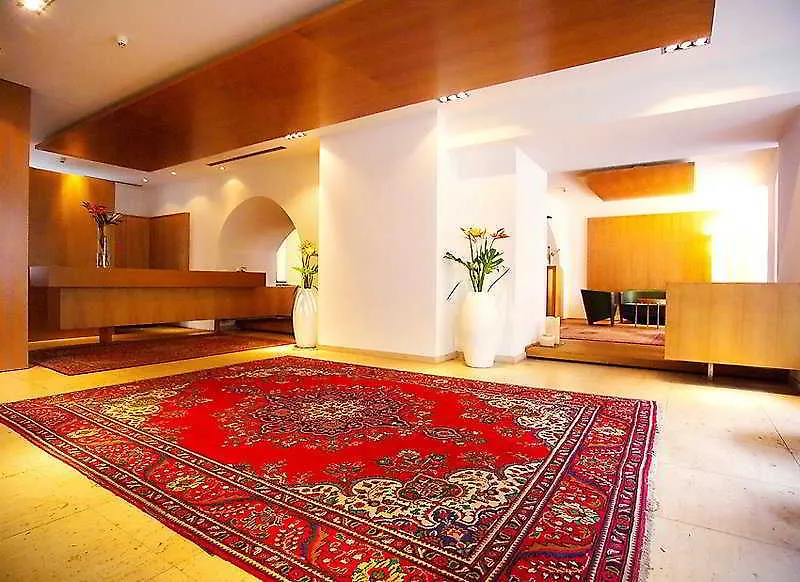 Hotel Maximilian - Stadthaus Penz Innsbruck Austria